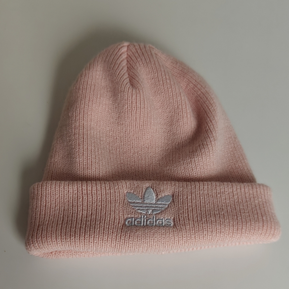 Adidas Trefoil Beanie Dusty Rose Soft Baby Pink With White Trefoil OSFM